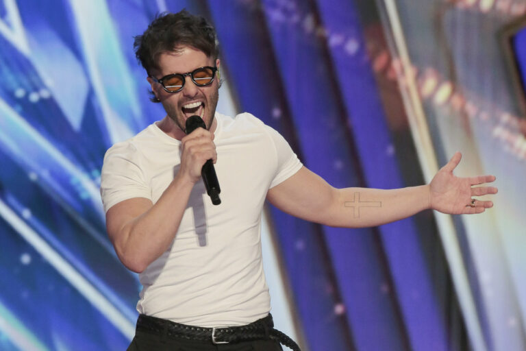 Travis Garland performs onstage in America's Got Talent Season 21 Episode 5.